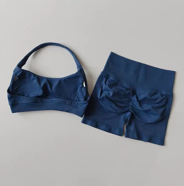 Conjunto Fitness Feminino – Top Halter + Shorts Cintura Alta