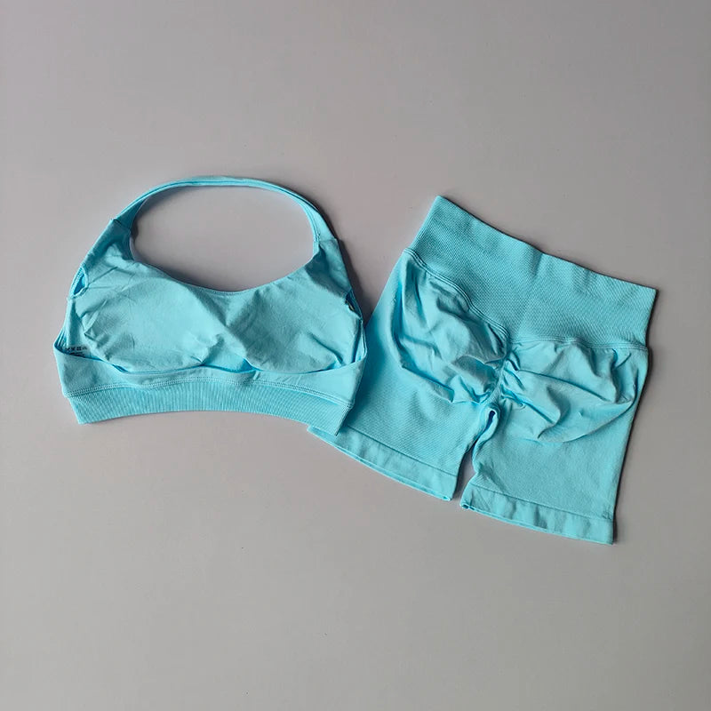 Conjunto Fitness Feminino – Top Halter + Shorts Cintura Alta